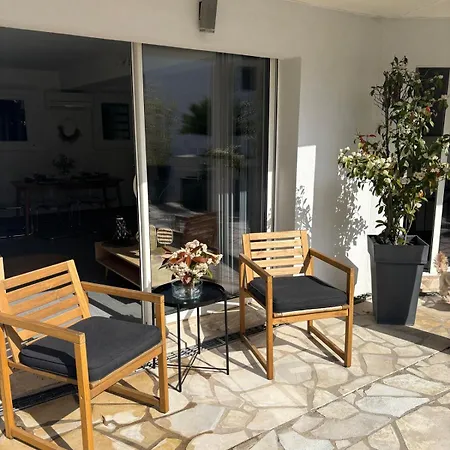 Villa LES ALIZES Côté jardin - Bord de mer Villa